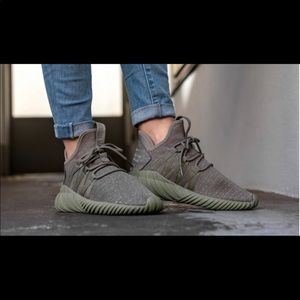 Adidas Tubular Dawn Sneakers